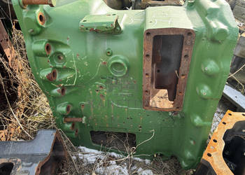 John Deere 7R 330 7R330 Obudowa Skrzyni Biegów DTF3 IVT R558736 R558734 RE…