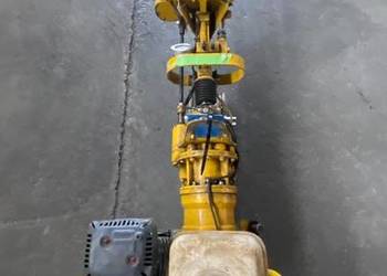 Robel zakrętarka kolejowa