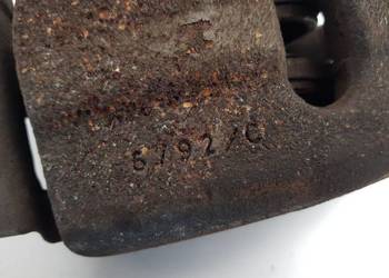 ZACISK HAMULCOWY PRZÓD PRAWY SKODA OCTAVIA III