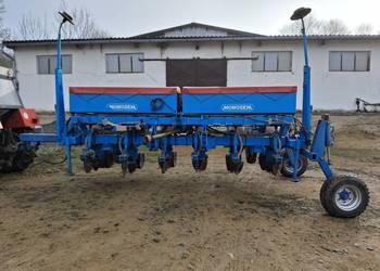 Siewnik do kukurydzy monosem