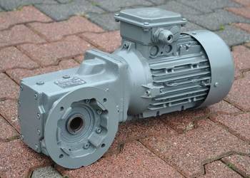 Motoreduktor kątowy 1.5kw. 201obr./min.. Nord