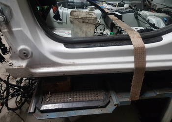 PEUGEOT 3008 I PROG LEWY SLUPEK LEWY PRZOD SLUPEK SRODKOWY