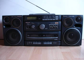 Radiomagnetofon PANASONIC RX-DT690