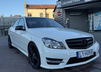 Mercedes W204 C300
