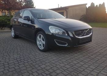 Volvo V60 2,0 d sumum radar