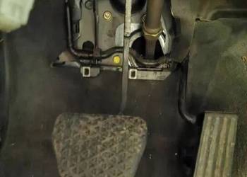Pedał hamulca BMW E34 automat Pedał hamulca BMW E34 automat