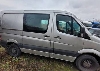 Syndyk sprzeda z wolnej ręki: Samochód ciężarowy Mercedes-Benz, model 211