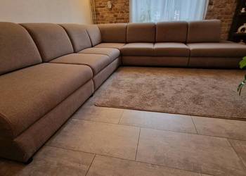 Duża rogówka segmentowa z funkcją spania i 2 schowkami – bardzo dobry