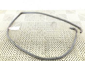 USZCZELKA DRZWI PRZÓD LEWA MERCEDES W201 Sedan/Limuzyna 82-93