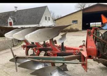 Pług kverneland 3.skiby  z wałem  sprężyna  resor super stan