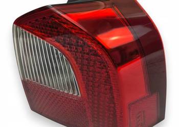 LAMPA PRAWA Volvo V70 III XC70 2007-2013 tylna tylnia prawy tył 31276840