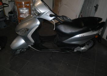 Skuter 125 Piaggio FLY