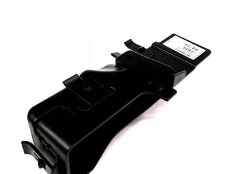 VOLVO S60 V60 prawa kierownica powietrza 30796473