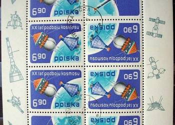 Znaczki polskie rok 1977 Fi 2392 arkusz