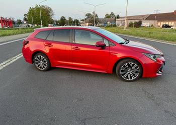 Sprzedam toyote corolle 1.8 hybryda