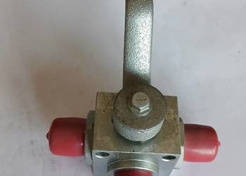 Zawór kulowy hydrauliczny 3 drożny  M22X1.5