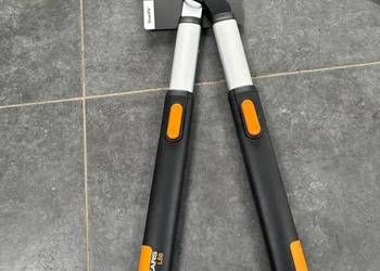 NOWY Sekator Teleskopowy Fiskars SmartFit L86