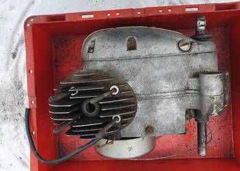 Komar 2320 silnik B4 na pedałki s38