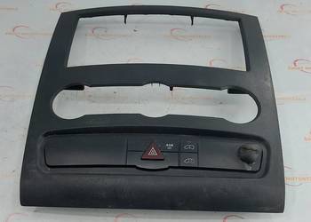 VW CRAFTER I LIFT 2.0 TDI 13r panel świateł awaryjnych A9066800017