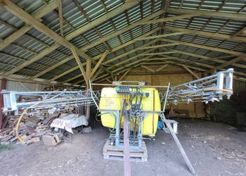 Opryskiwacz hydraulicznie rozkładany, 16m