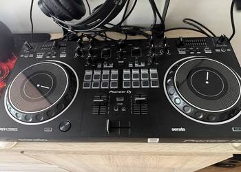 Konsola Pioneer Dj DDJ-REV1 Głośniki słuchawki stojak (