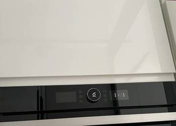 Front IKEA Voxtrop biały połysk – docięty i oklejony (33,5 x 60 cm)