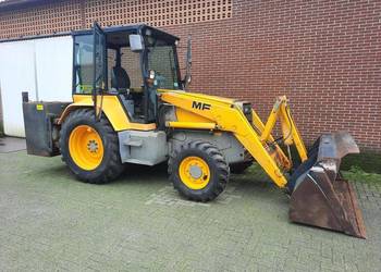 Fermec MF 750 koparko ładowarka