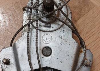 Mechanizm opuszczania szyby fiat 126p  nowy