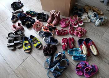 buty dziecięce cały komplet 27 par podana cena dotyczy kompletu