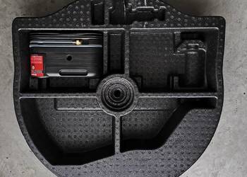 Wkład koła zapasowego z kompresorem Ford Mondeo Mk5 i Fusion USA