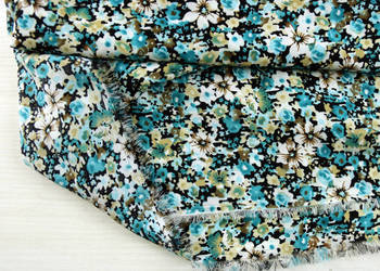 Tkanina wiskozowa w kwiaty, niebiesko-brązowa łączka - wyprzedaż