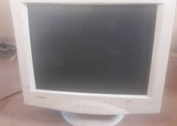 Monitor Samtron 75Em do komputera