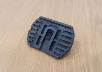 Podkładka zaślepka pod próg lewarek Rover 75 MG ZT