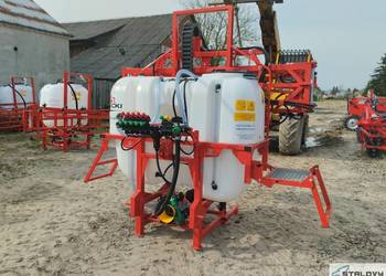 Opryskiwacz polowy zawieszany 600L podnoszenie hydrauliczne