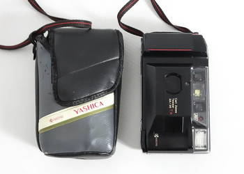 Yashica T2 | Carl Zeiss Tessar 3.5/35 T* Bardzo Dobry Z pokrowcem