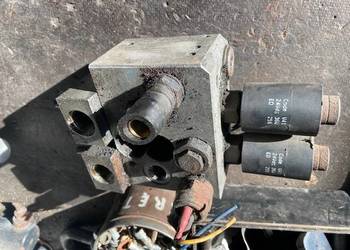 Rozdzielacz Cewka Hesselman 24V Code V41 36W ED25% 24VDC 40218-02 Rozdzielacz Cewka Hesselman 24V Code V41 36W ED25% 24VDC 40218-02