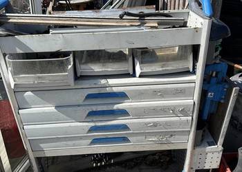 Regał do busa z Imadłem