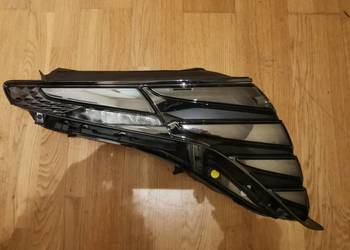 HYUNDAI TUCSON IV lampa przód PRAWA LED 92208N7100