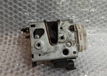 Audi A4 B5 Zamek drzwi prawy przód przedni Audi A4 B5 Zamek drzwi prawy przód przedni