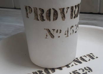 Naczynia ceramiczne ręcznie wykonane.