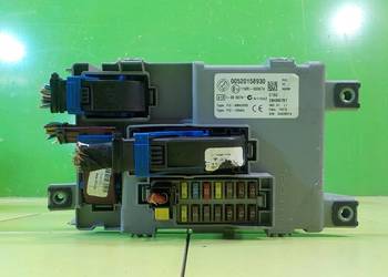 OPEL COMBO D 1.3 CDTI 16r L1H1 skrzynka bezpiecznikow 00520158930