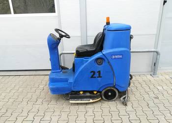 Nilfisk SCRUBTEC R 686 Szorowarka samojezdna Hako Karcher