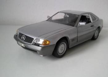 Model  Mercedes-Benz  R -129 500 SL Skala 1/18