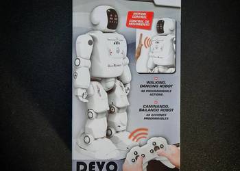 Devo Robot – zdalnie sterowany robot interaktywny
