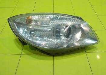 SKODA FABIA II 08r 1.4 TDI HB 5D lampa prawa przod