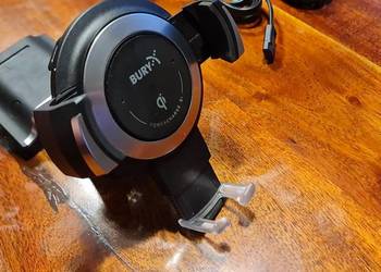 Uchwyt telefonu indukcyjny bury