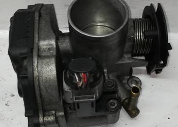 Przepustnica VW 1.4 B 030133064D