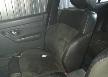 Fotele skórzane Peugeot 405 Mi16 T16