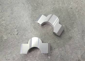 BMW S 1000 R K47 OEM PODWYŻSZENIE PRAWE LEWE MOSTKI MOCOWANIE