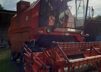 Kombajn Bizon Rekord Z058
